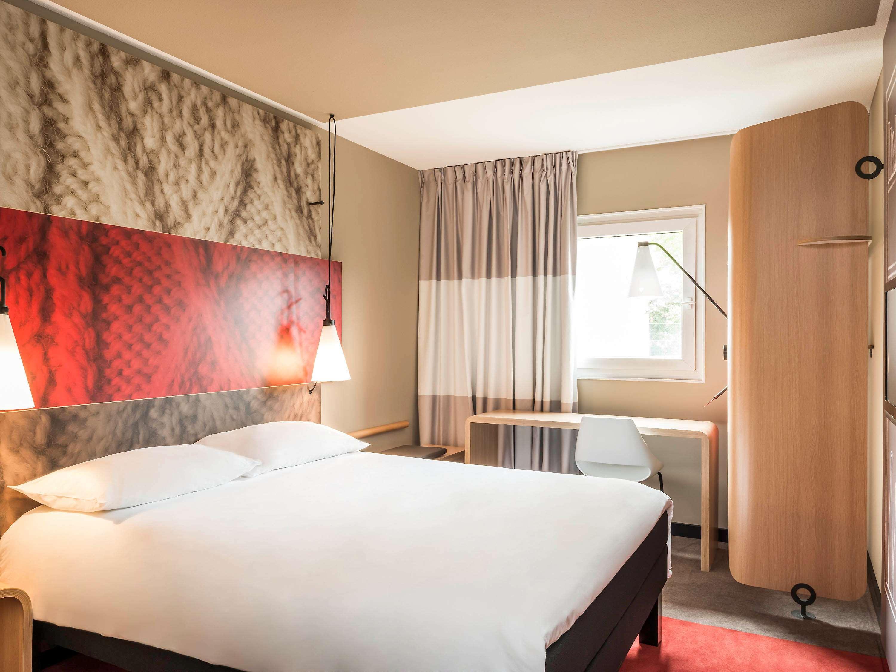 Отель Ibis Birmingham Airport Terminal Building - Nec Бикенхил Экстерьер фото
